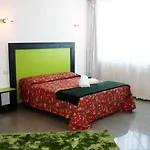 Delta Inn