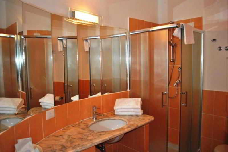 Hotel Delta 3*
